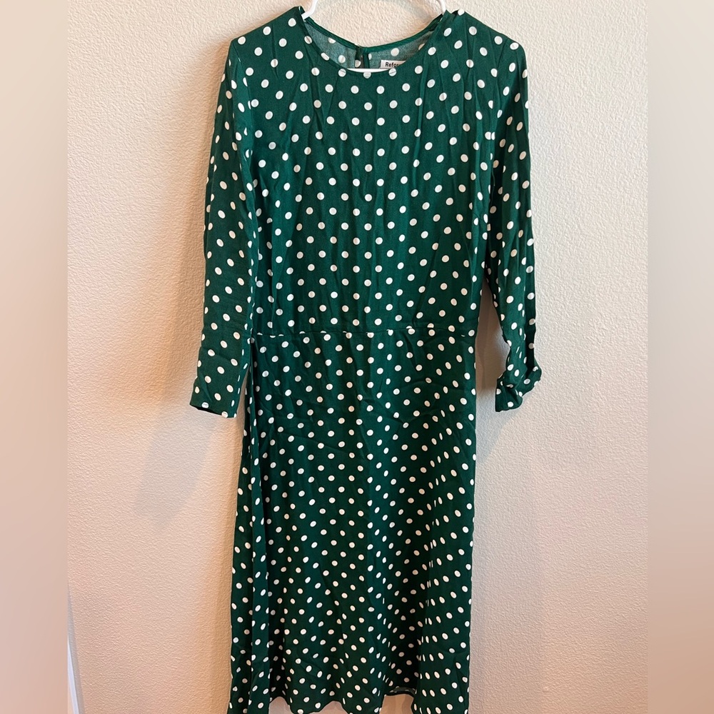 Reformation green polkadot midi dress Size 10